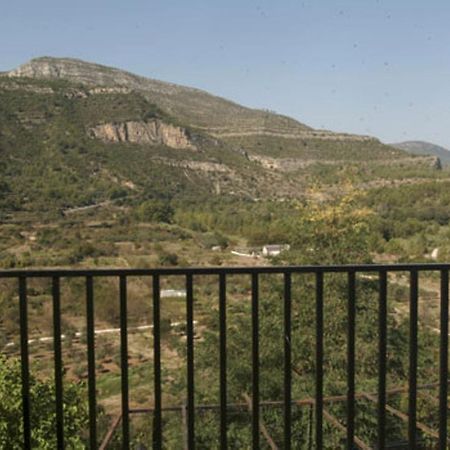 La Piedra Del Mediodia Hotell Cirat Eksteriør bilde