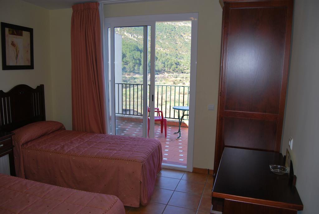 La Piedra Del Mediodia Hotell Cirat Rom bilde