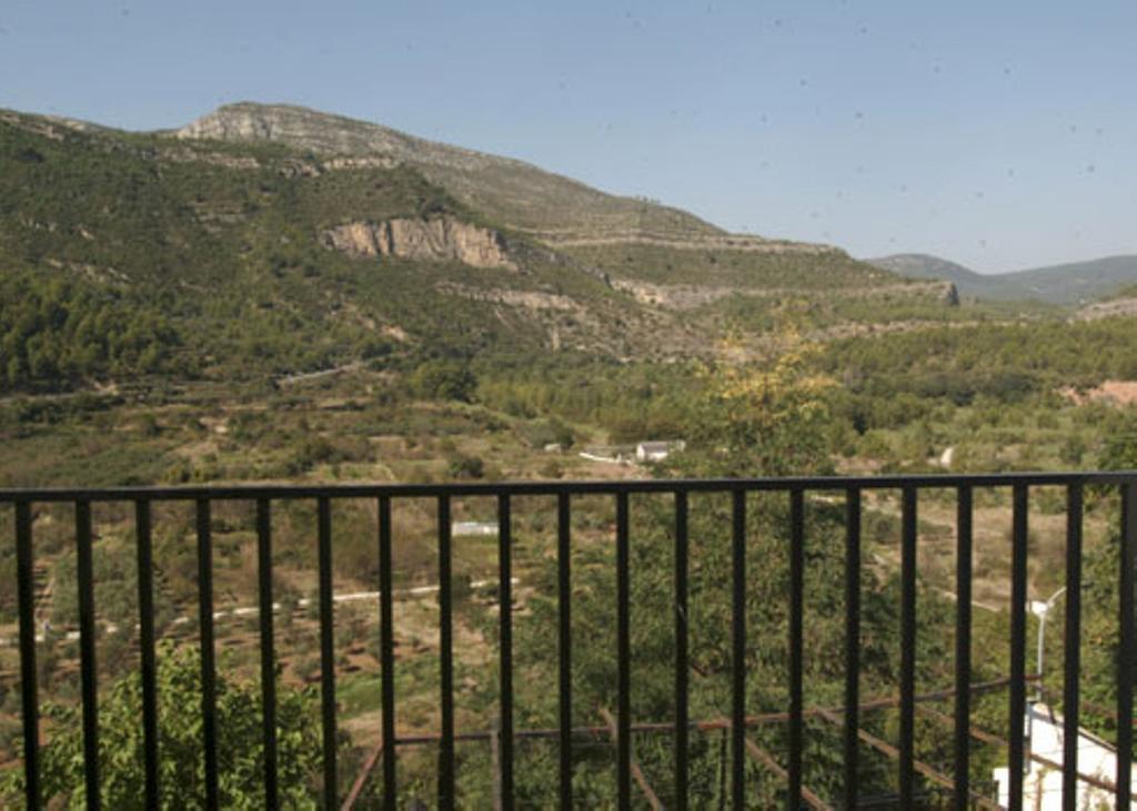 La Piedra Del Mediodia Hotell Cirat Eksteriør bilde